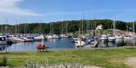 gästhamn i Hamburgsund med båtplatser bryggor och havsnära läge