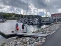 Dokker og service nær havneområdet i Hamburgsund gæstehavn